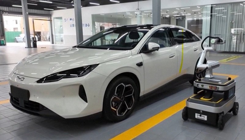 China Introduces AI Robots For Automated Vehicle Inspections to Boost Efficiency