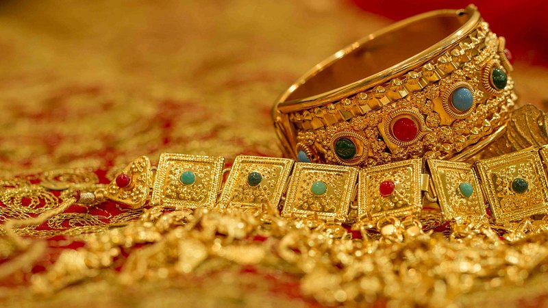 Gold Price Increases by NPR 300 Per Tola in Nepalese Market