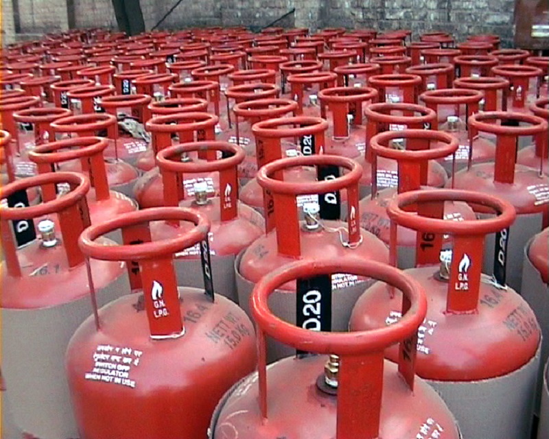 Government Directs Inter-Company LPG Cylinder Exchange to Ease Kathmandu Gas Shortage