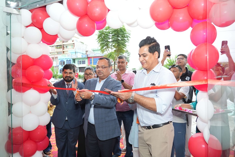 New Vespa & Aprilia Showroom Opens in Dhangadhi
