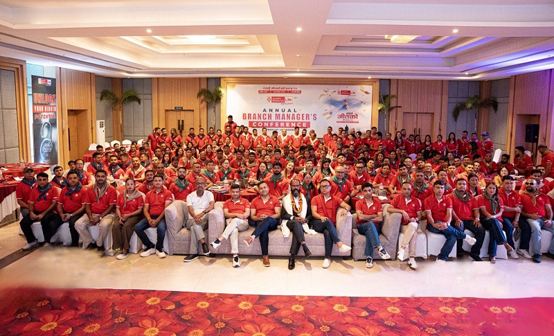 Prabhu Mahalaxmi Life Insurance Concludes Branch Manager Conference In Chitwan And Honors Outstanding Performers