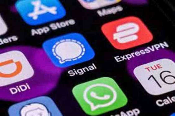 Signal Secure Messaging App